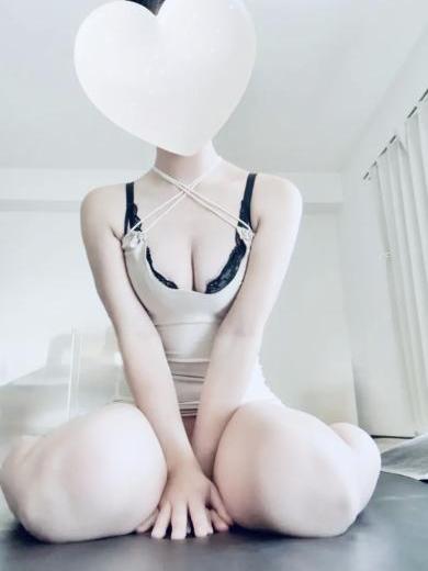 月城きいイメージ画像①サムネイル